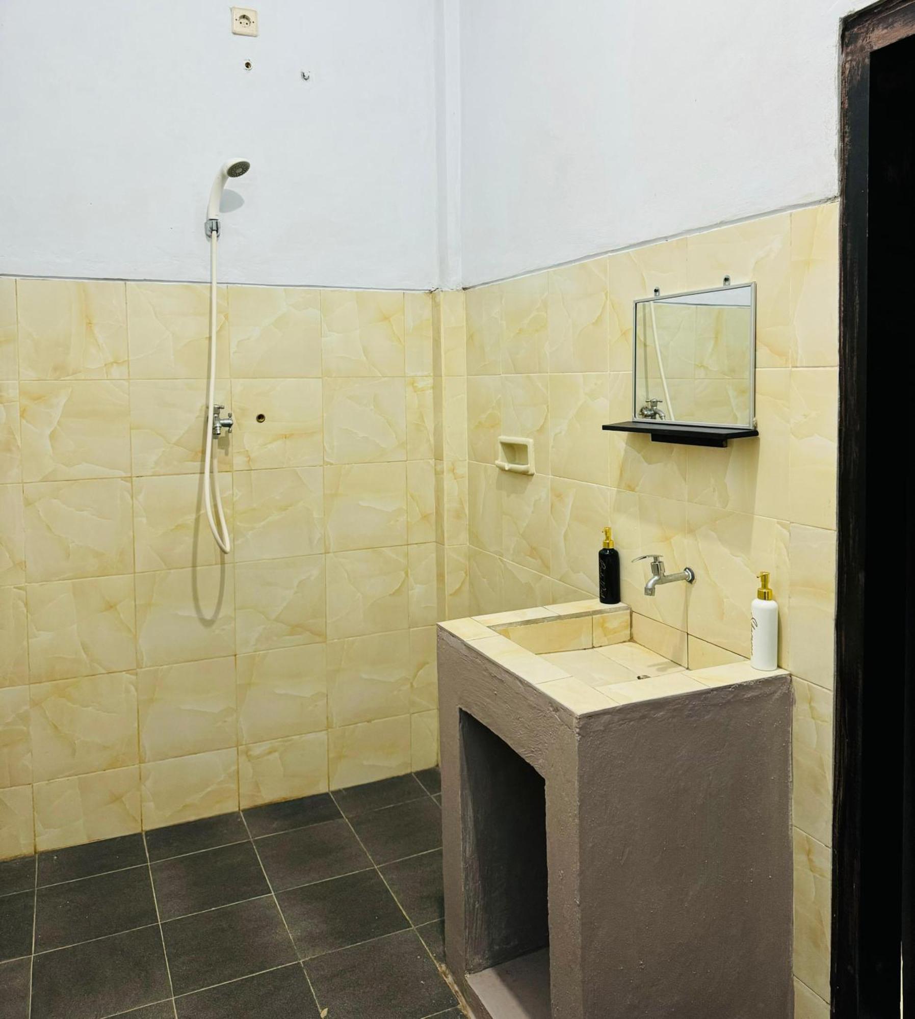Biya Lumba Candidasa Exterior foto